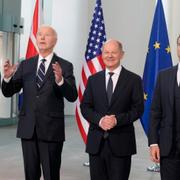Prime Minister Keir Starmer of the United Kingdom, US President Joe Biden, Chancellor Olaf Scholz of Germany, and President Emmanuel Macron of France, from left, stand together for a Family photo during a meeting at the Chancellery in Berlin, Germany, Friday, Oct. 18, 2024. 