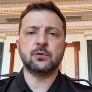 Ukrainas president Volodymyr Zelenskyj i en skärmdump från hans dagliga videouppdatering. 