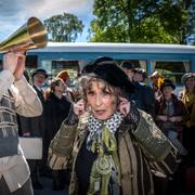 Hampus Nessvold och Eva Rydberg hade huvudrollerna i  ”Ett resande teatersällskap” som sattes upp i Helsingborg i somras. 