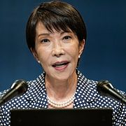Japans premiärminister Sanae Takaichi kan komma att pressas av den rekordsvaga yenen.