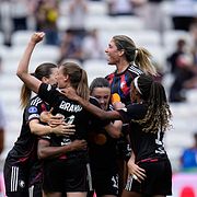 Lyon-spelarna jublar.