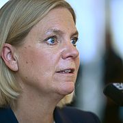 
Socialdemokraternas partiledare Magdalena Andersson (S) kommenterar Pisamätningen vid en pressträff.
Foto: Fredrik Sandberg / TT / Kod 10080