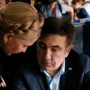 Julia Tymosjenko och Micheil Saakasjvili på tåget i Polen.