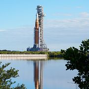  Artemis II-raketen på Kennedy Space Center.