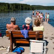 Totalt finns i Sverige drygt 2 600 badplatser. Just den här sjön ligger dock i Norge.