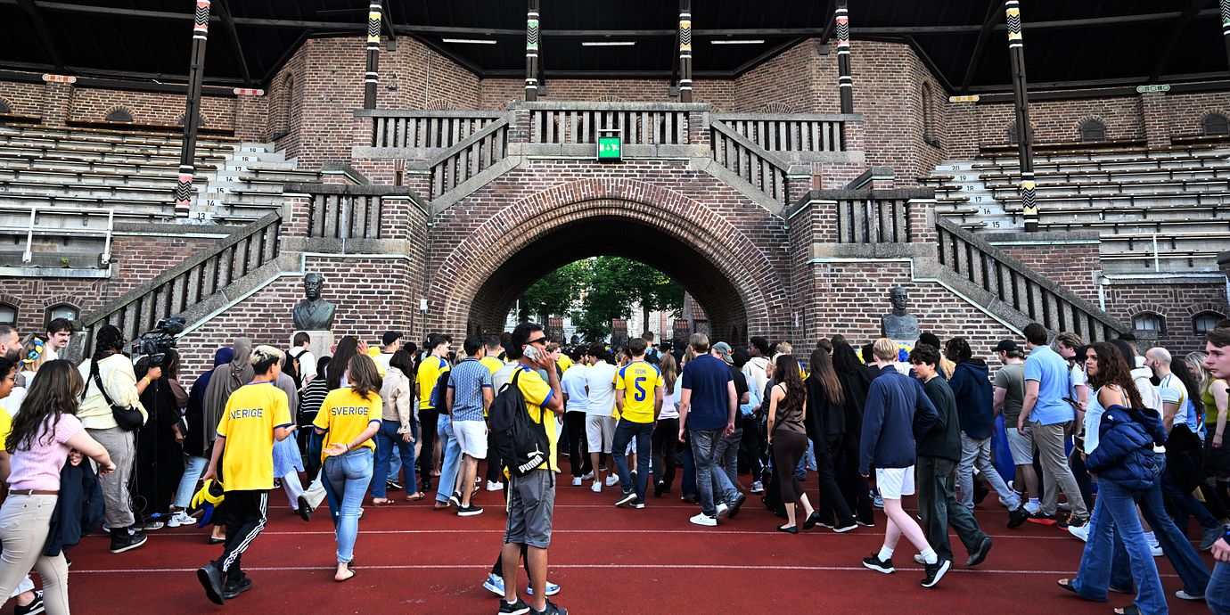 Många har följt Sveriges VM-resa på Stadion i centrala Stockholm.