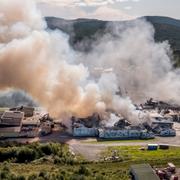 Polarbröds fabrik i Älvsbyn totalförstörstördes i en brand.