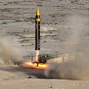 Test av en Khorramshahr-4-robot i Iran.