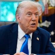 Donald Trump i Ovala rummet på fredagen.