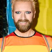 Rickard Söderberg under invigningen av Pride. 