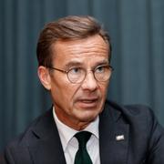 Statsminister Ulf Kristersson (M) intervjuas efter handelssamtalen mellan USA och Kina i Stockholm på måndagen.