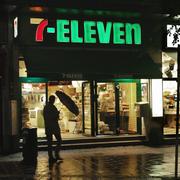 Arkivbild: Seven eleven-elevenbutik i Stockholm.