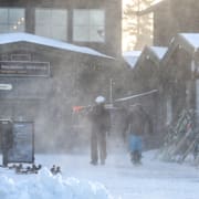Skidåkare under en blåsig dag i fjällen i norra Dalarna. Bilden är tagen 2022. 
