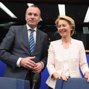 Manfred Weber och EU-kommissionsordföranden Ursula von der Leyen.