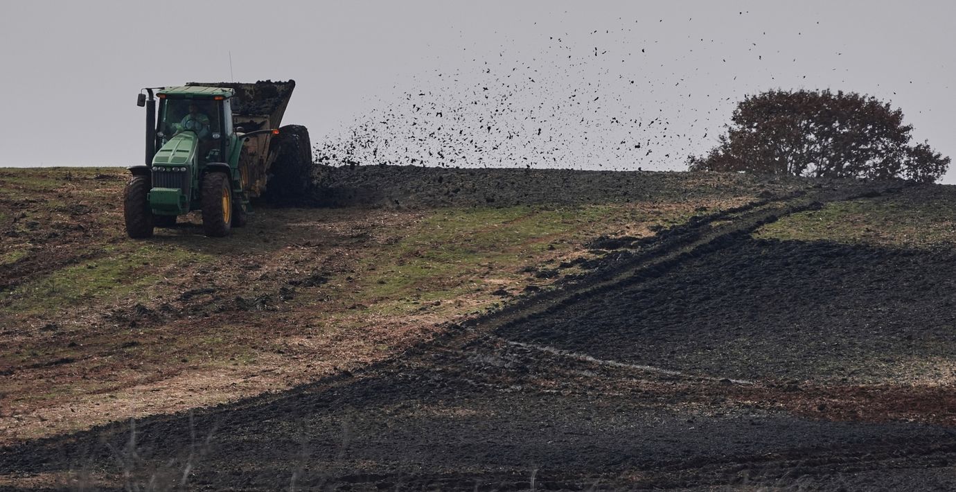Export av nödvändiga jordbruksvaror som gödsel riskerar att stoppas på grund av krisen i Hormuzsundet. Arkivbild.