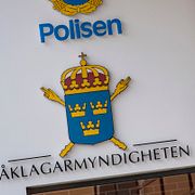 Mannen som sköts till döds av polis misstänks för tre fall av mordförsök.