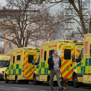 Demonstranter, 11 januari/ambulanser på rad under strejken