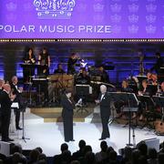 Cecilia Bartoli tilldelas sitt Polarpris av kung Carl Gustaf under Polarpriset 2016 prisceremoni på Konserthuset