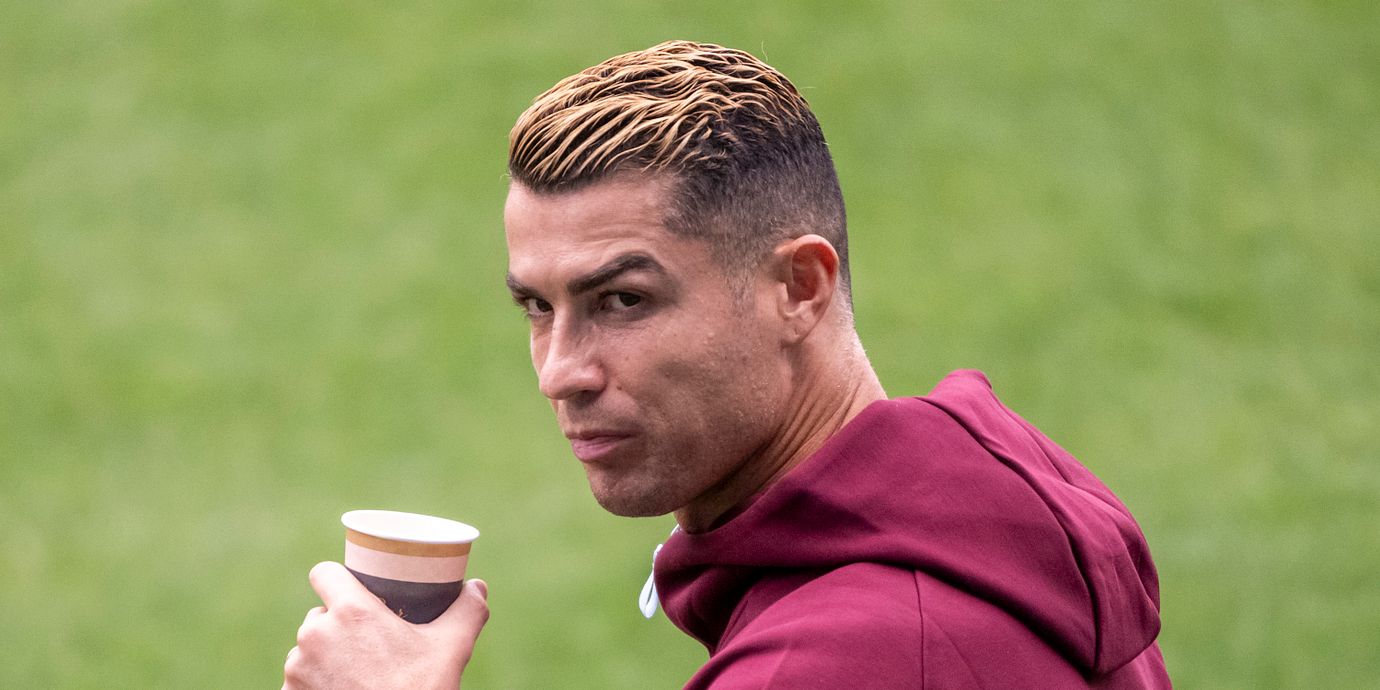 Cristiano Ronaldo under en träning med Portugals landslag i Malmö.