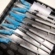 STOCKHOLM 20210417
Vaccinering i klubblokalen Fållan i Stockholm.
Foto: Jessica Gow / TT kod 10070