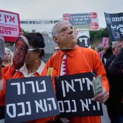 Regeringskritiska demonstranter i Tel Aviv.