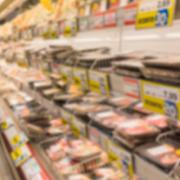 Hälften av svenskarna uppger att de inte bryr sig om hur maten de äter påverkar klimatet. 