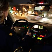Arkivbild inifrån polisbil