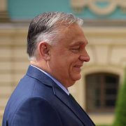 Oljeledning, val och hot om statsbankrutt. Läget mellan Ukraina och Ungern har försämrats drastiskt den senaste tiden.