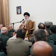 Ali Khamenei i april.