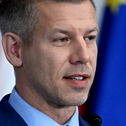 Péter Magyar/Ungerns parlament i Budapest.