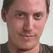 Johan Jacobsson fotad 2008/2009/gården där paret mördades.