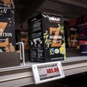 Priset på kaffe steg över 10 procent i månadstakt i april, skriver Nordea.