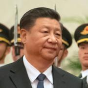 Kinas president Xi Jinping/Provtagningstält för coronaviruset i Göteborg