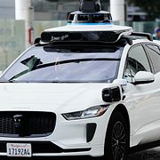Waymo-fordon i San Jose. Illustrationsbild.
