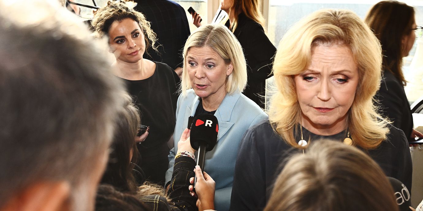 Socialdemokraternas partiledare Magdalena Andersson (S) och Centerpartiets partiledare Elisabeth Thand Ringqvist (C).