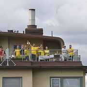 Svenska supportrar på Mosebacke i Stockholm under fotbolls-VM 2023.