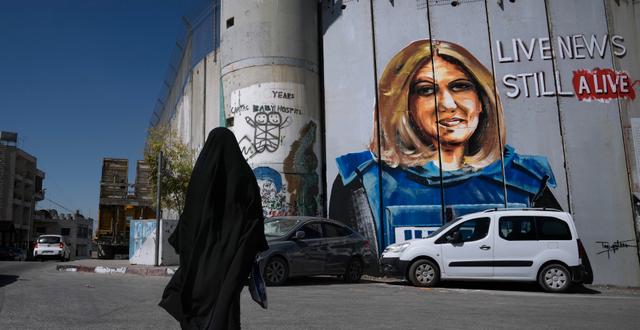 Målning av Shireen Abu Akleh i Betlehem. Mahmoud Illean / AP