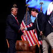 Trump och Carlson, 2024.