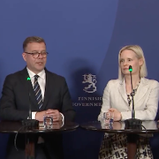 Samlingspartiet, Sannfinländarna, Svenska folkpartiet och kristdemokraterna i Finland vid en pressträff.