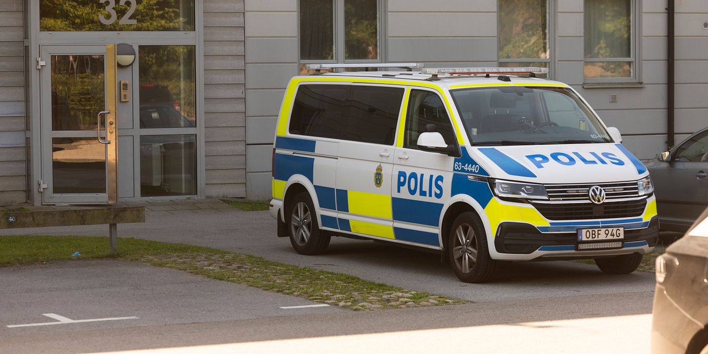 Polisen efter knivattacken i  Helsingborg.