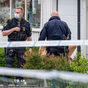 Polisen vid brottsplatsen.