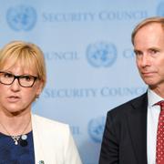 Utrikesminister Margot Wallström (S) och FN-ambassadör Olof Skoog.