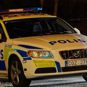Polisen vid brottsplatsen. 