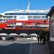 Hurtigruten-fartyget Roald Amundsen.