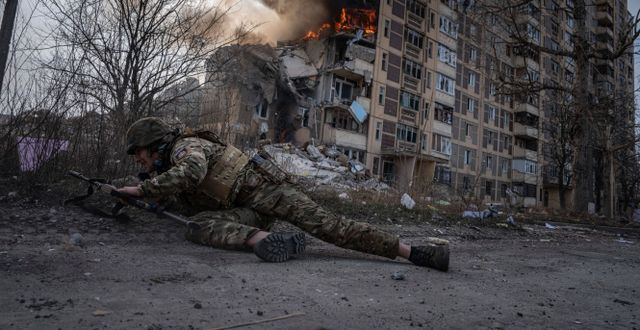 Ukrainsk polis. Evgeniy Maloletka / AP