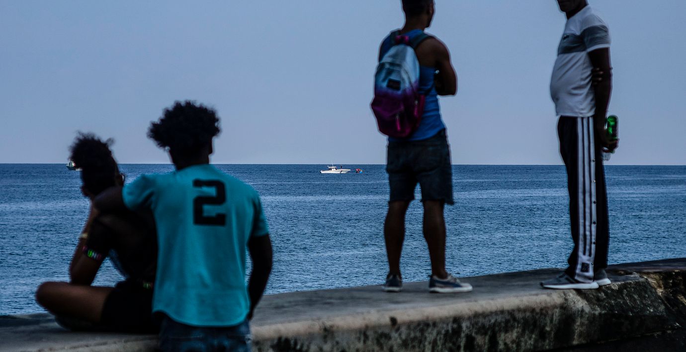 Arkivbild: Kustbevakningens fartyg syns från Havanna, Kuba den 12 december 2022. 