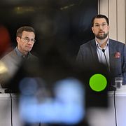 Statsminister Ulf Kristersson (M) och Sverigedemokraternas partiledare Jimmie Åkesson.