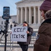 Callie Goodwin kämpar för att Tiktok inte ska förbjudas på söndag, utanför USA:s högsta domstol förra veckan.