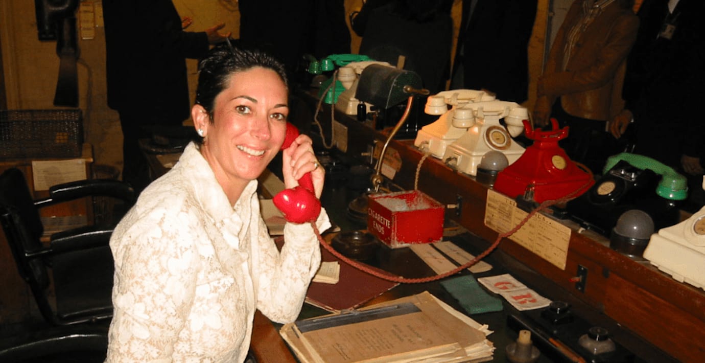 En bild ur Epsteinutredningen på Ghislaine Maxwell.