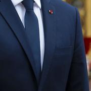 Emmanuel Macron tar emot Vladimir Putin i dag.